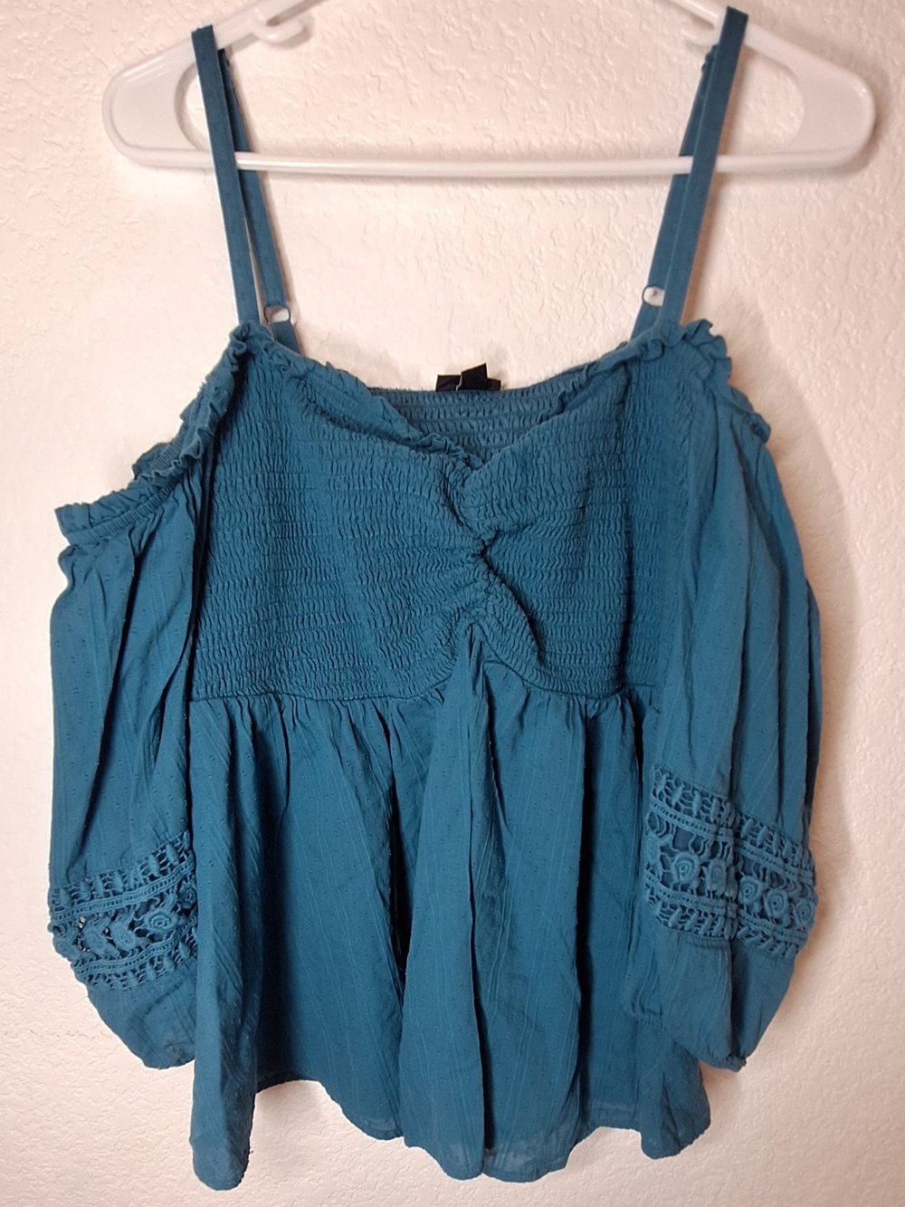 Torrid Teal Clip Dot Cold Shoulder Front Tie Blouse Top Plus Size 2 / 2X